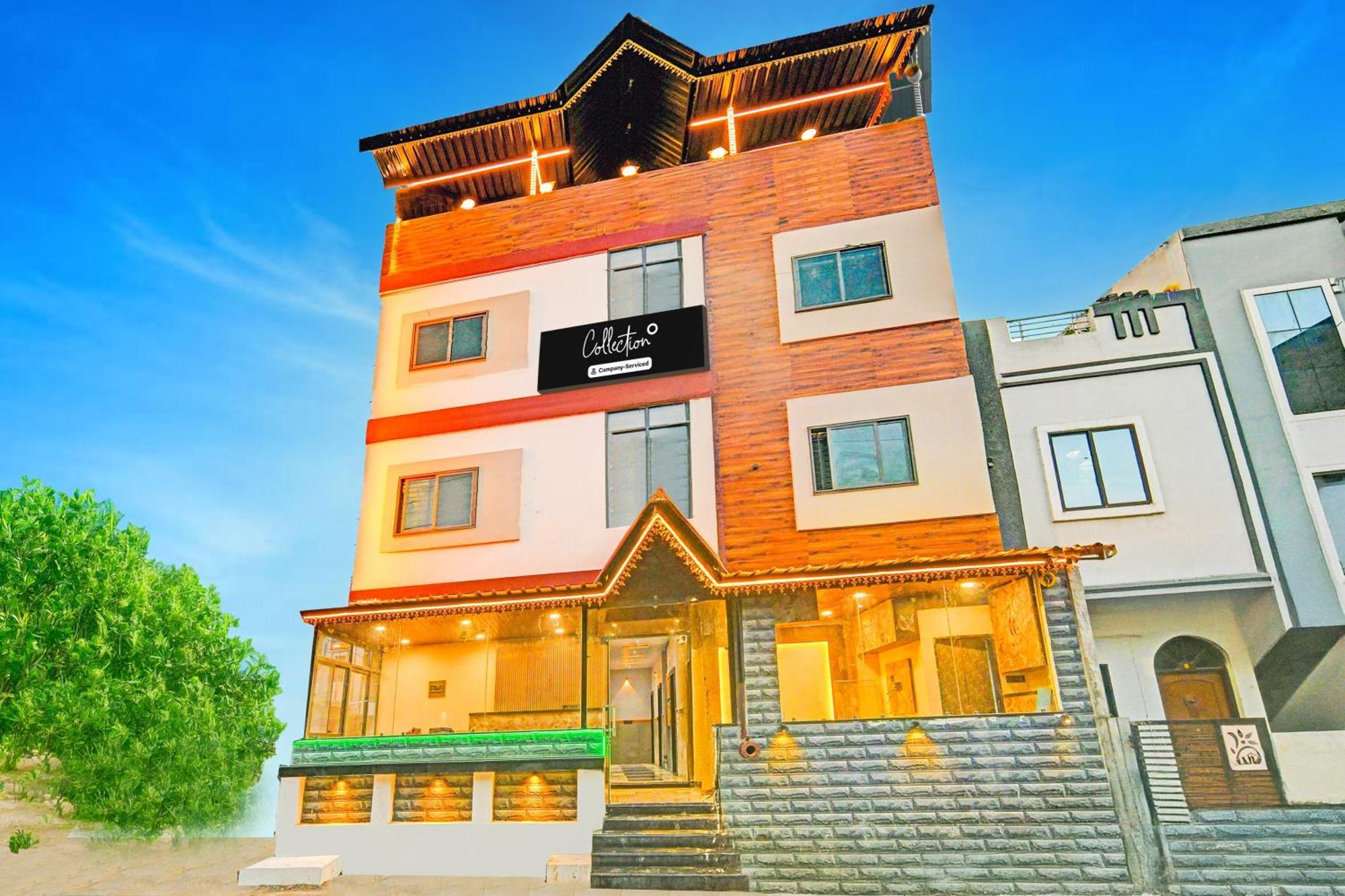 Super Collection O Mahakal Formerly Maharana Pratap Ujjain Exterior foto